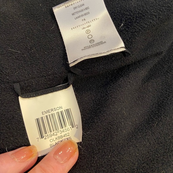 BCBGMAXAZRIA Black Short Puffer Jacket Size Extra Small - Picture 7 of 7